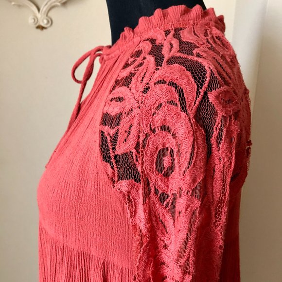 Altar'd State Blouse - Picture 4 of 9